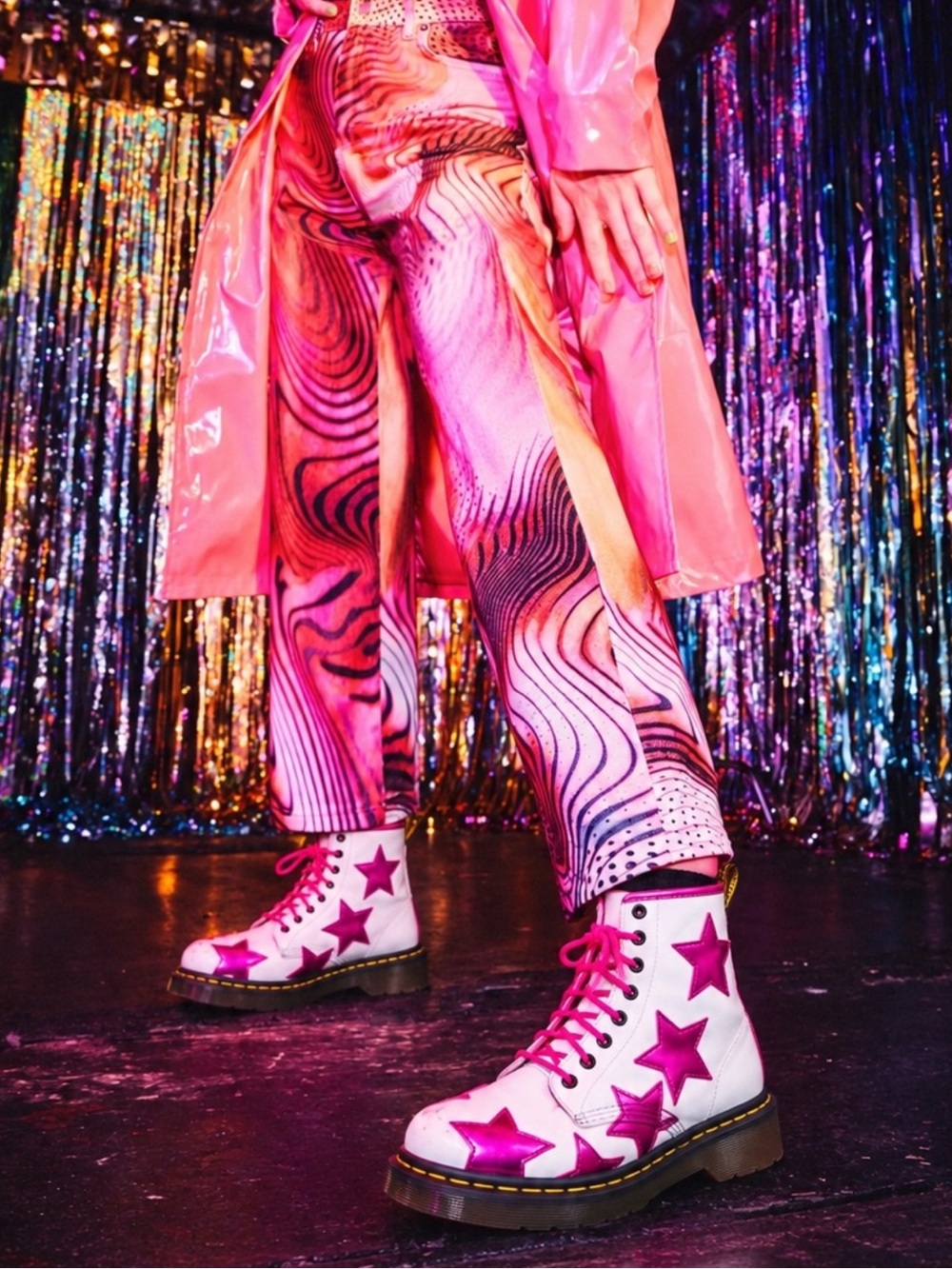 Dr. Martens Stella White Magenta Electric 8 Eye Metallic Star Combat Boots 8